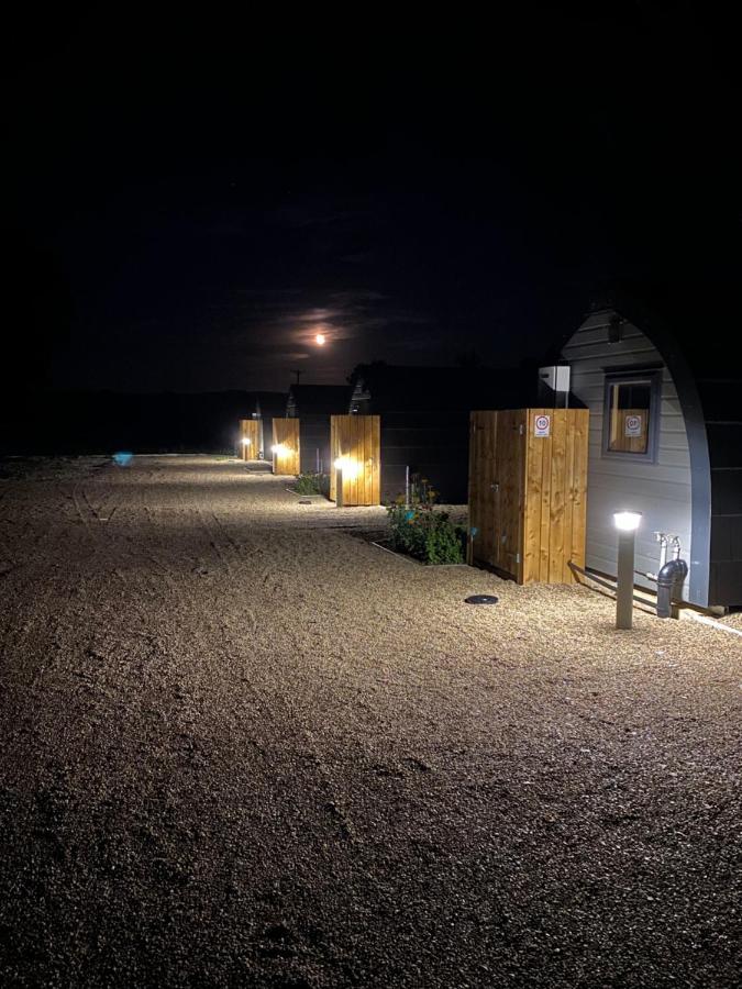 Mowbray Cottages & Glamping South Kilvington Buitenkant foto